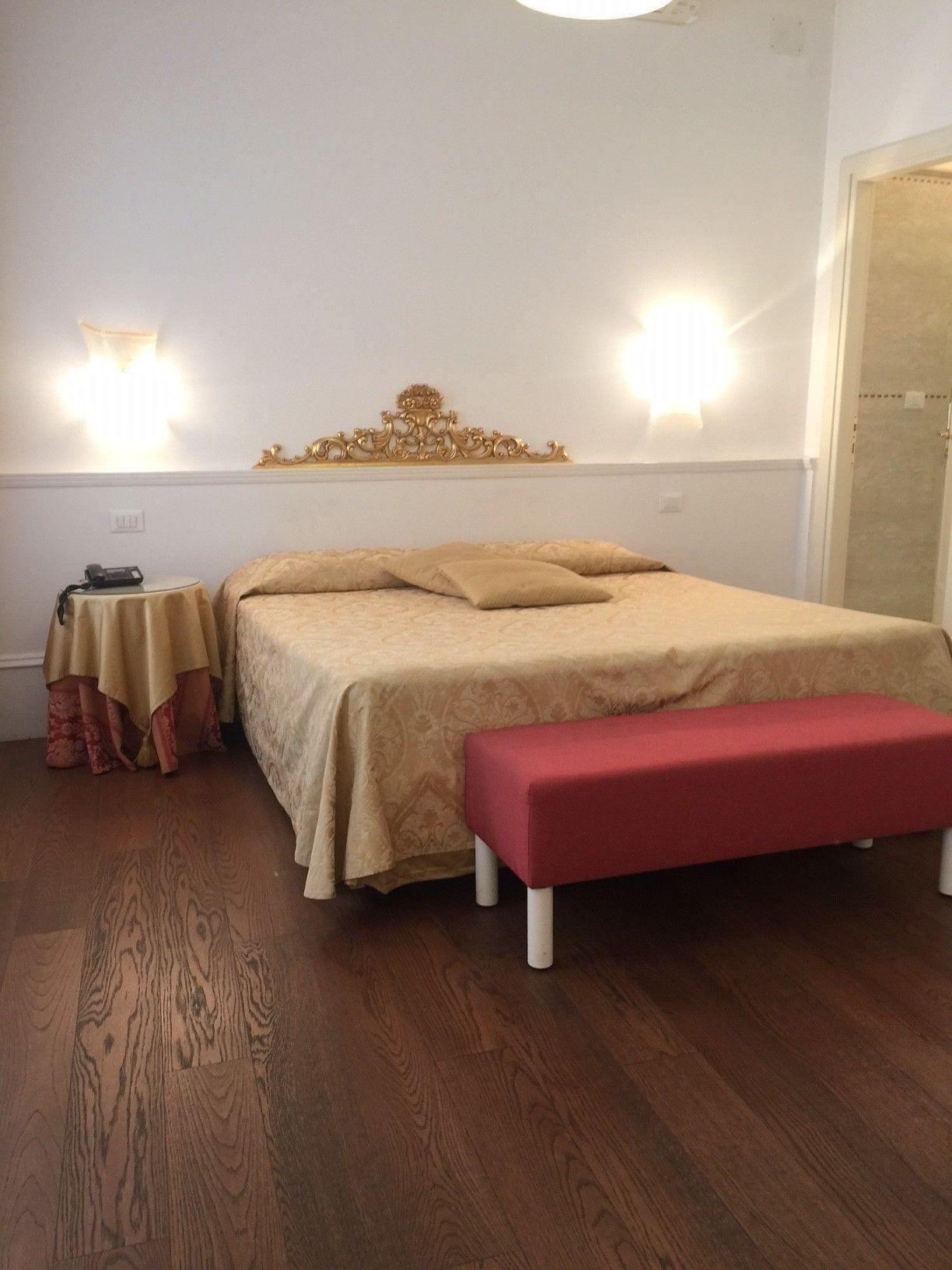 Ca' Dei Polo Hotel Венеция Екстериор снимка