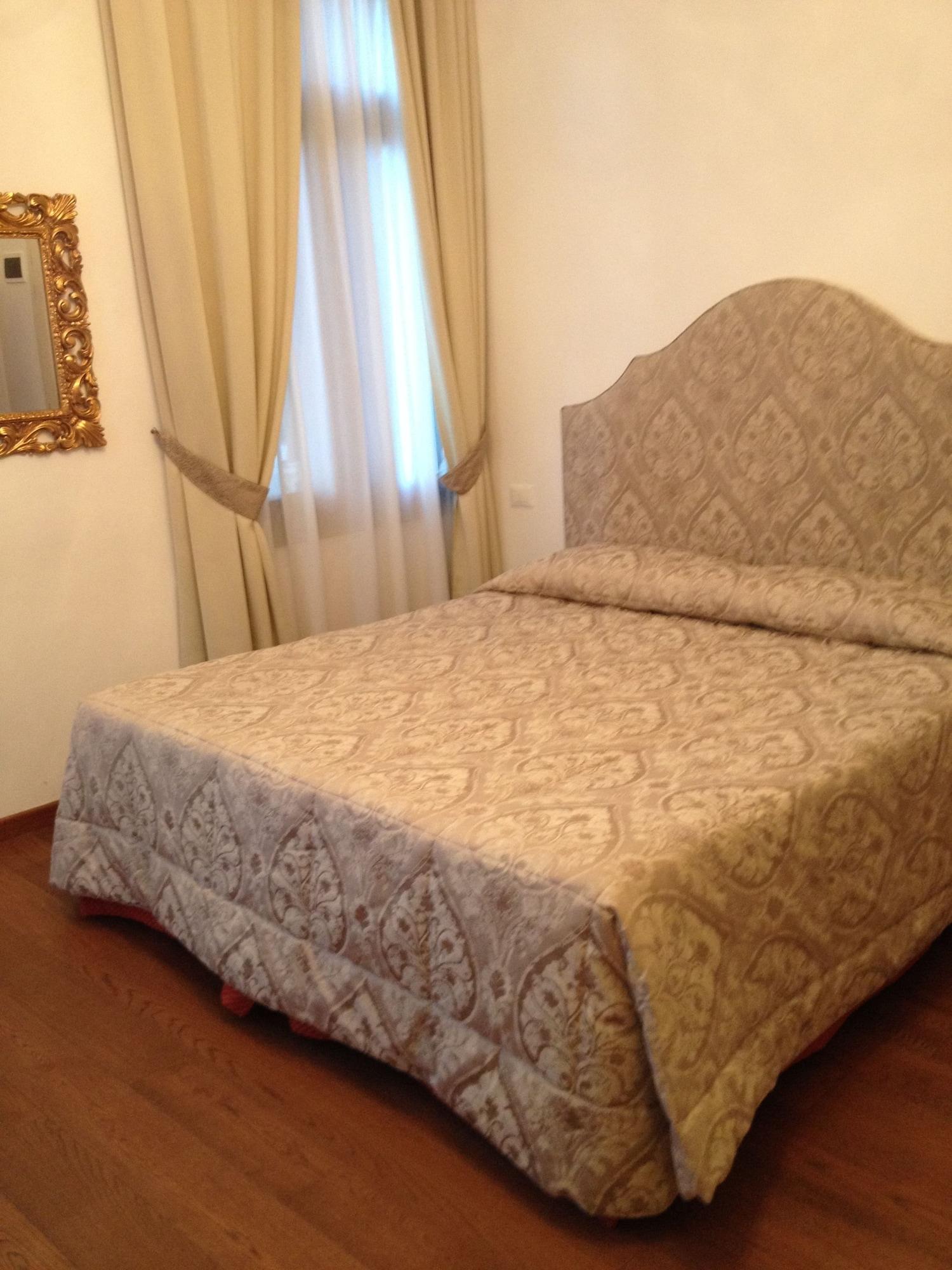 Ca' Dei Polo Hotel Венеция Екстериор снимка