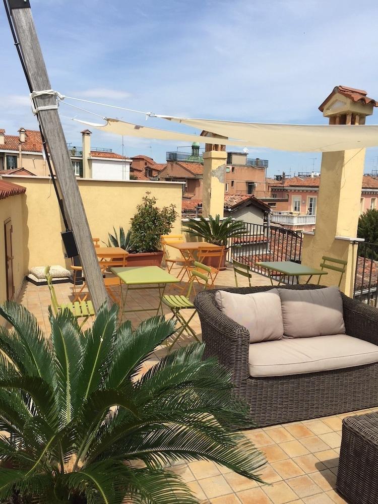 Ca' Dei Polo Hotel Венеция Екстериор снимка